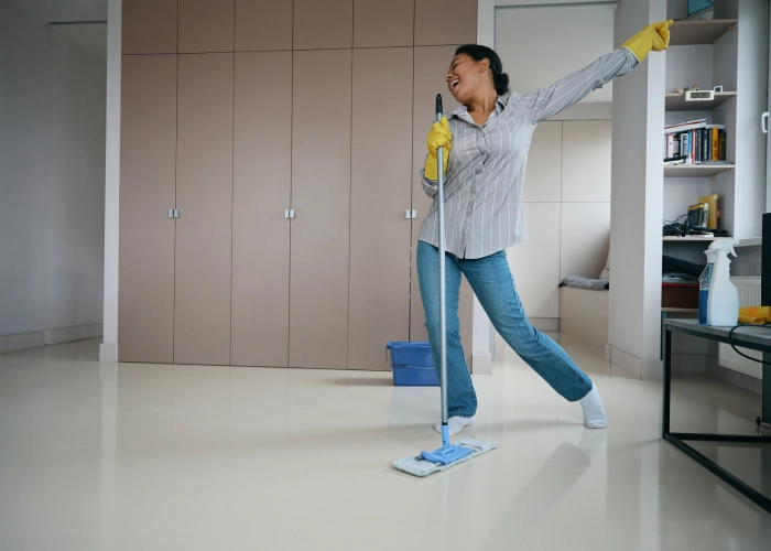 Limpieza de zonas comunes de edificios en _VILLE _CP